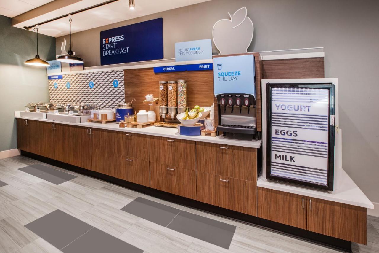 Hotel Express Knoxville-strawberry Plains By Ihg Knoxville
